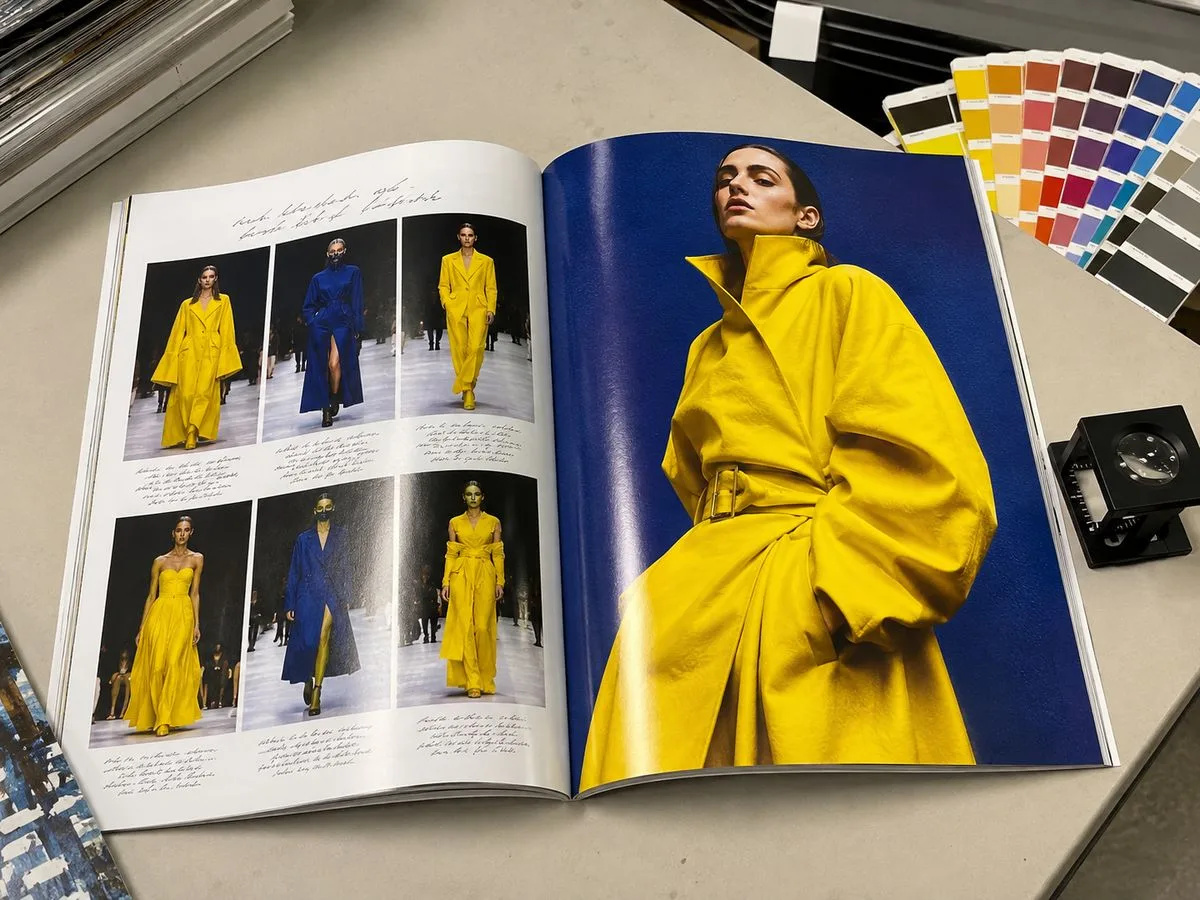 Gloss coated magazine paper printing